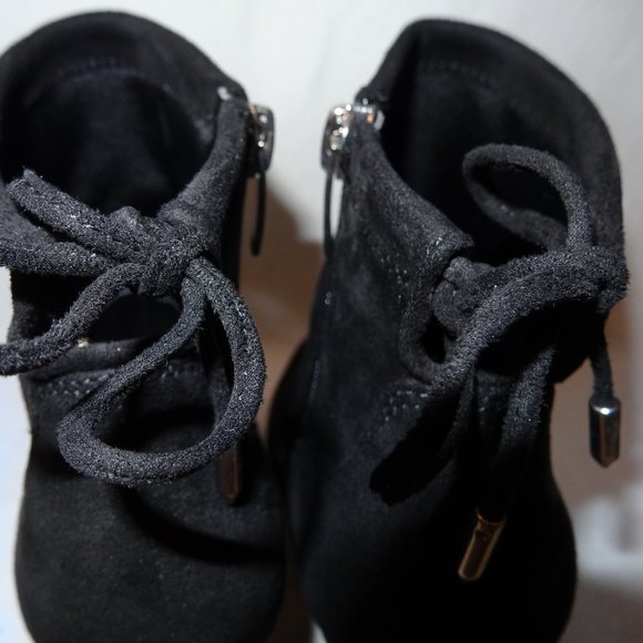 Marc Fisher Black Ankle Boots Size 6 - Picture 6 of 9